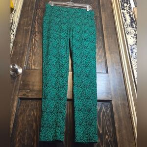 89th & Madison Green Brocade Lace Straight Leg Pants